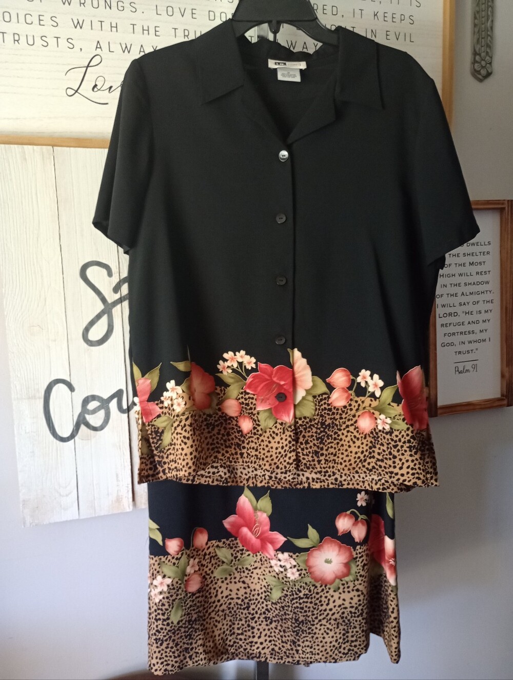 Vintage Skirt And Top Set Size 12 Women's Outfit With Leopard Floral Print